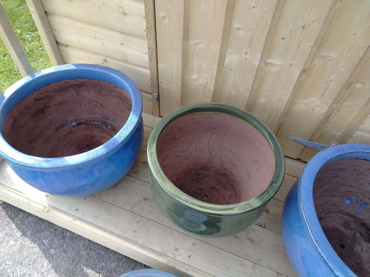 Set of x4 Heavy Garden Planters/ Plant Pots €60 - Image 2