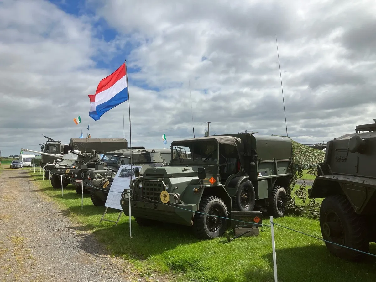 Military Vehicle DAF YA126 Radio Car - Image 2