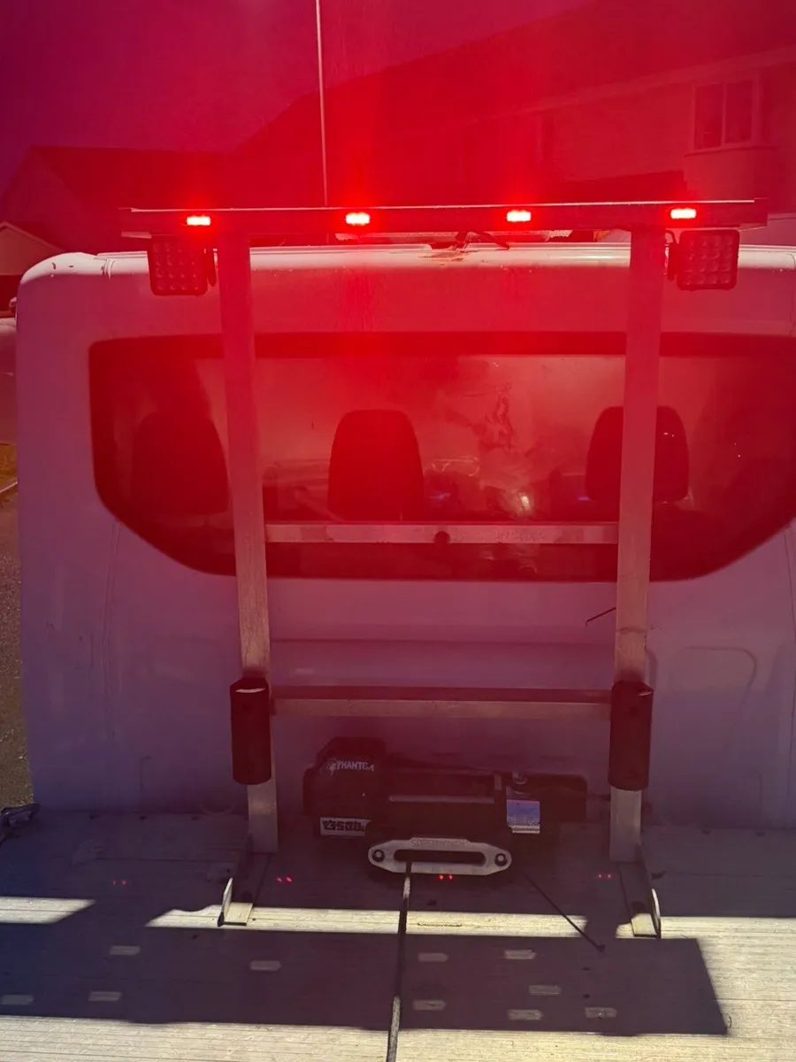 Ford Transit 2016 - Image 2