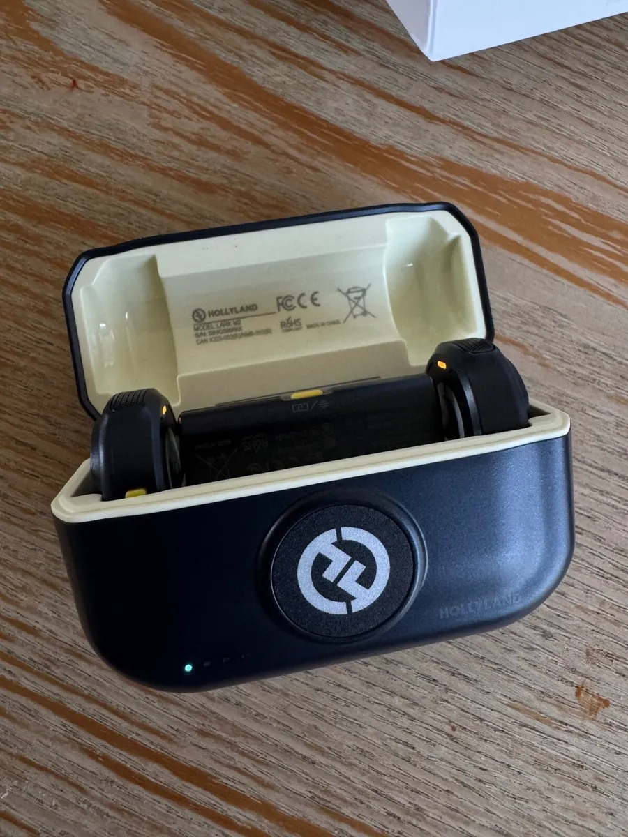 Hollyland Lark M2 Wireless Microphone – Like New - Image 3