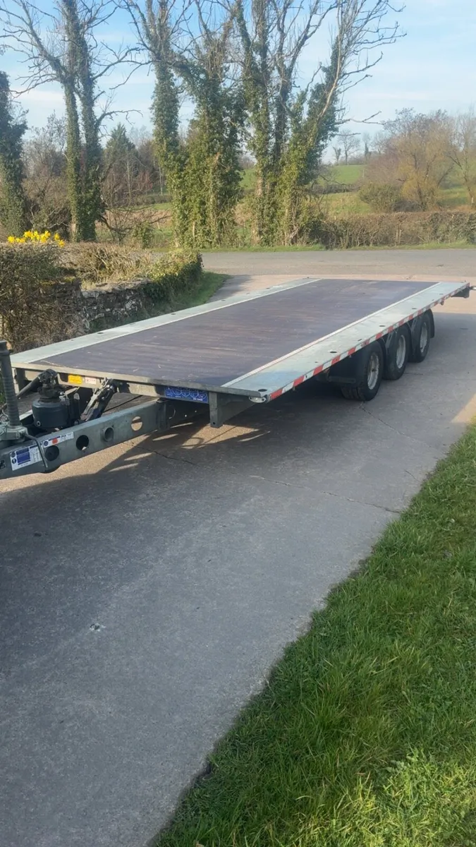 Ifor Williams - Image 1