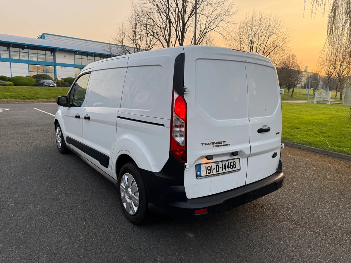 Ford Transit Connect LWB 2019 3 Seats - Image 4