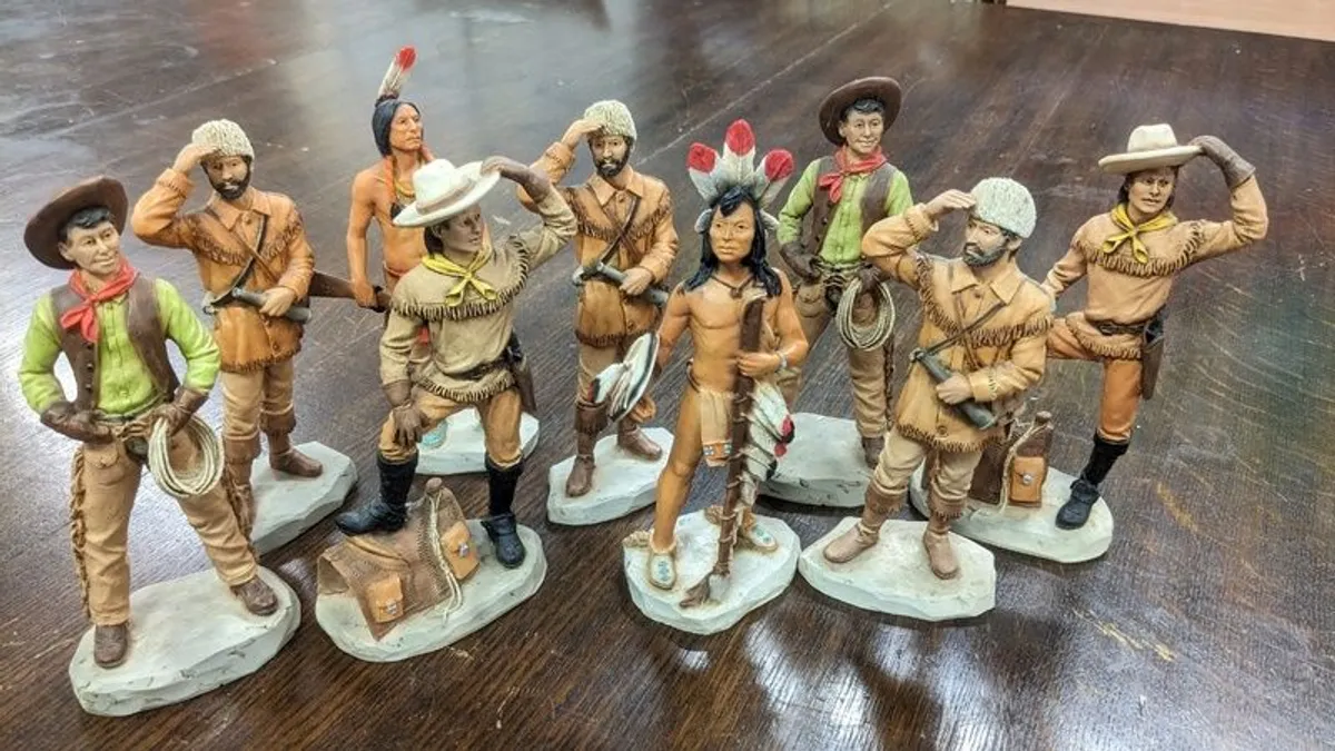 Vintage Castagna " Wild West Series" Figurines - Image 1
