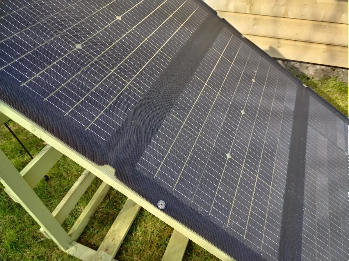 Ecoflow 220watt Bifacial Solar Panel €220 - Image 4