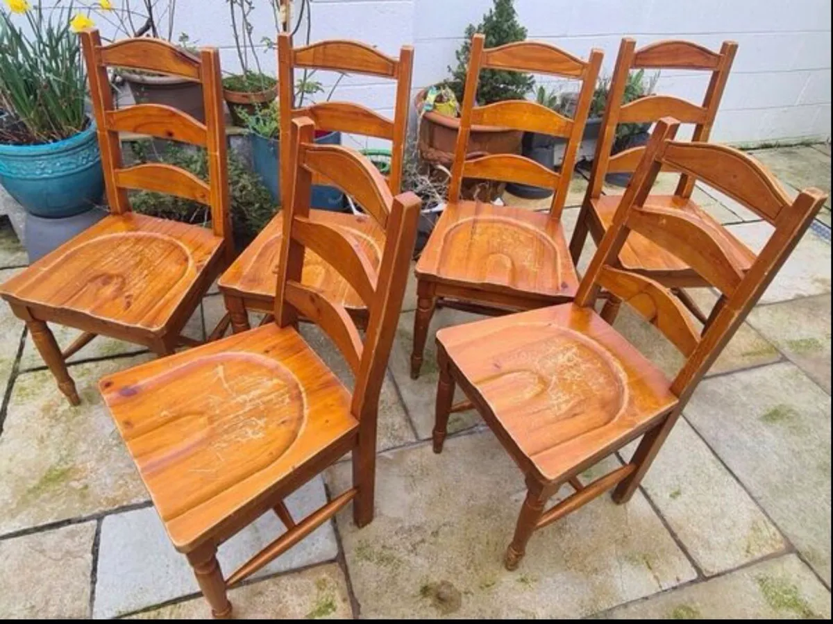 6 Solid dining room chairs