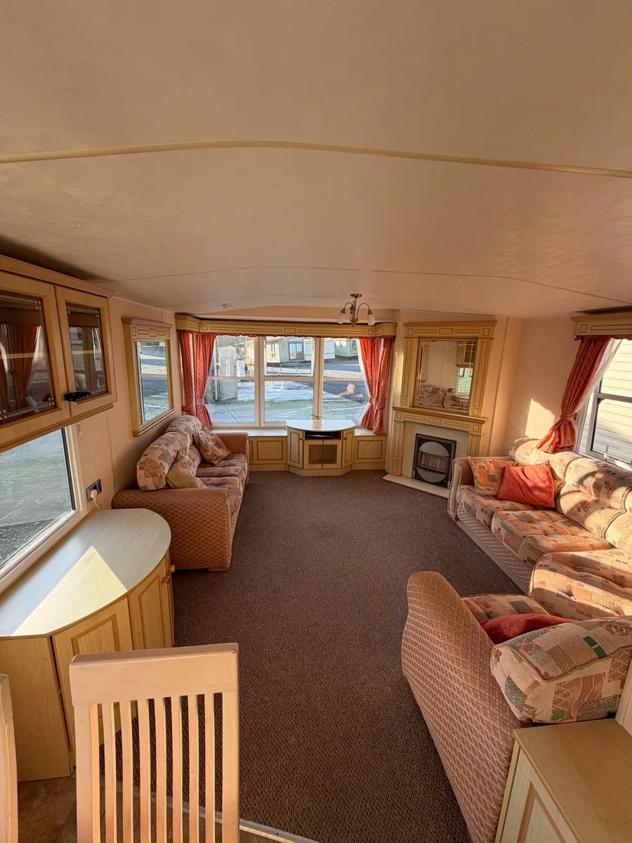 Atlas Heritage Super 36 x 12 x 2 Bedroom - Image 2