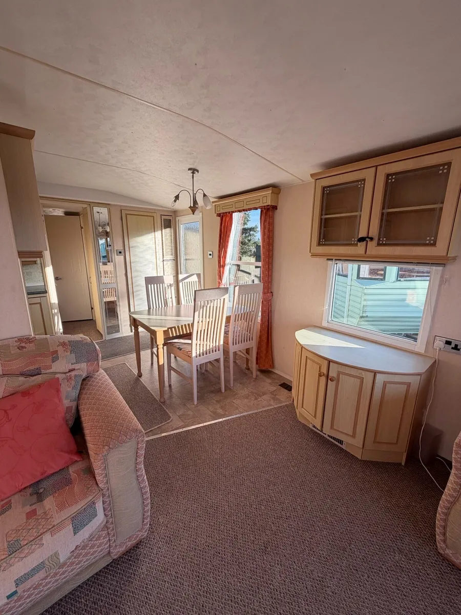 Atlas Heritage Super 36 x 12 x 2 Bedroom - Image 3