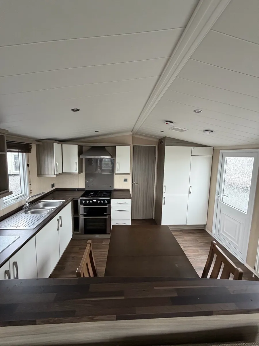 Swift Moselle 40 x 12.6 / 3 Bed 🔥 - Image 2