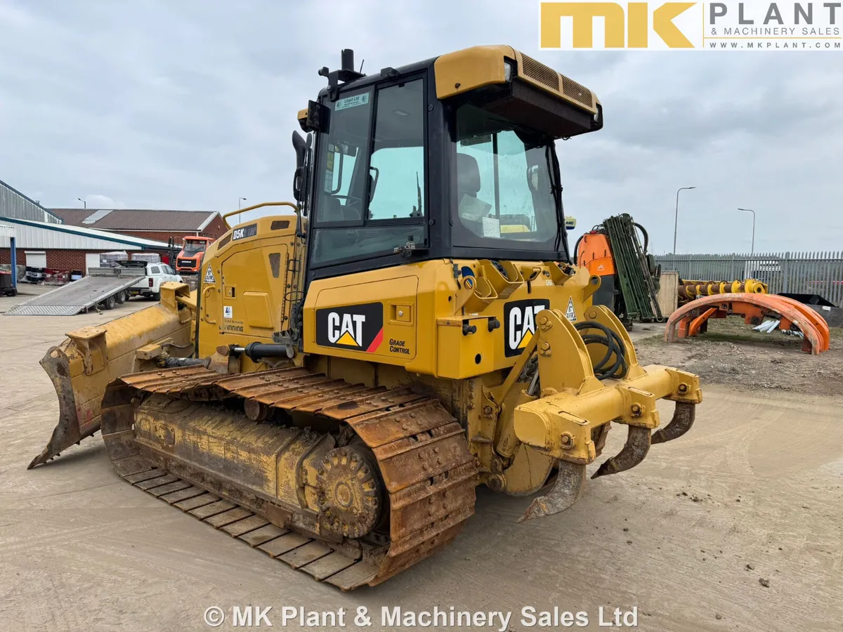Caterpillar D5K2 LGP Bulldozer For Sale - Image 2