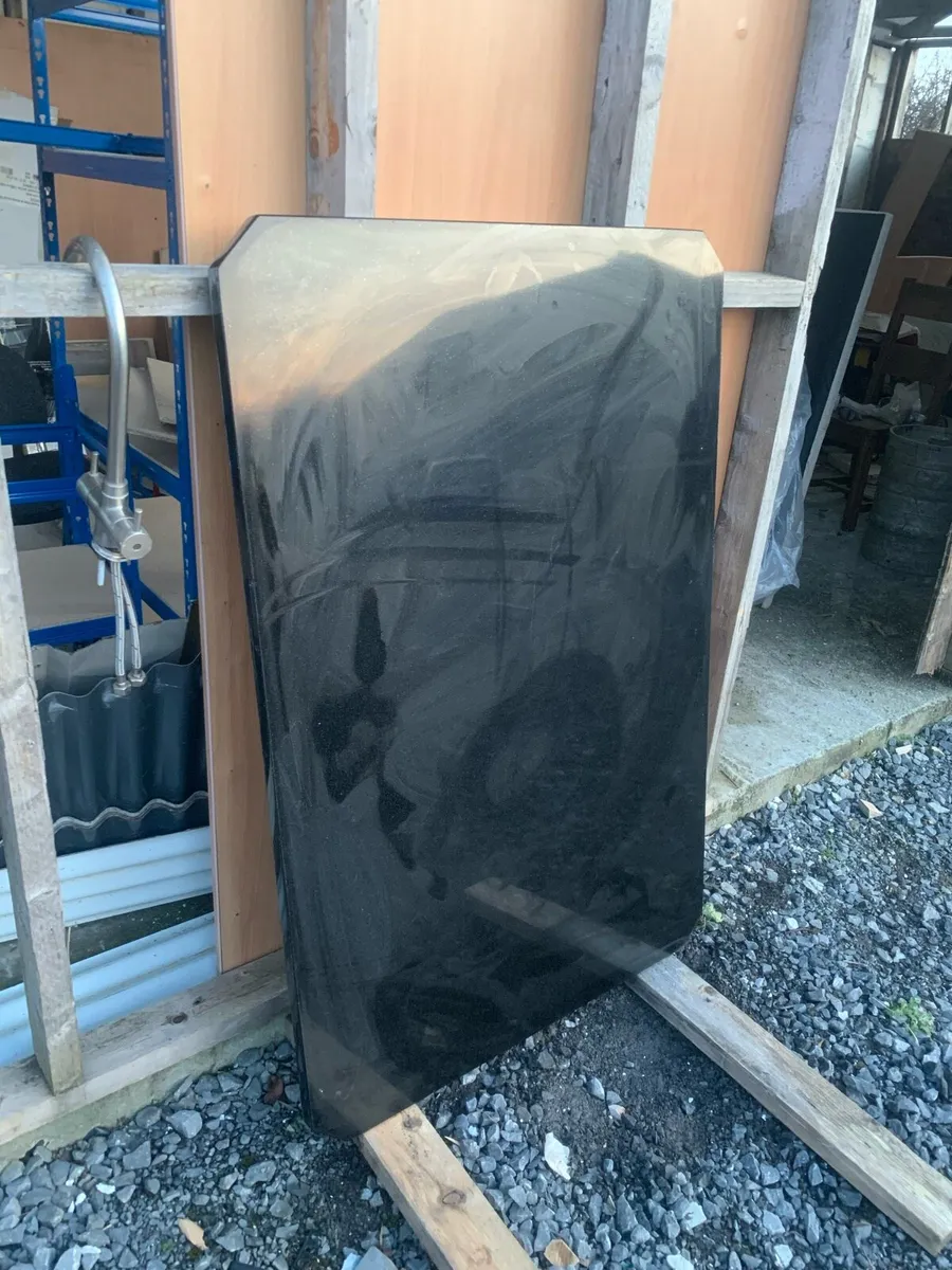 Black marble slab - Image 1