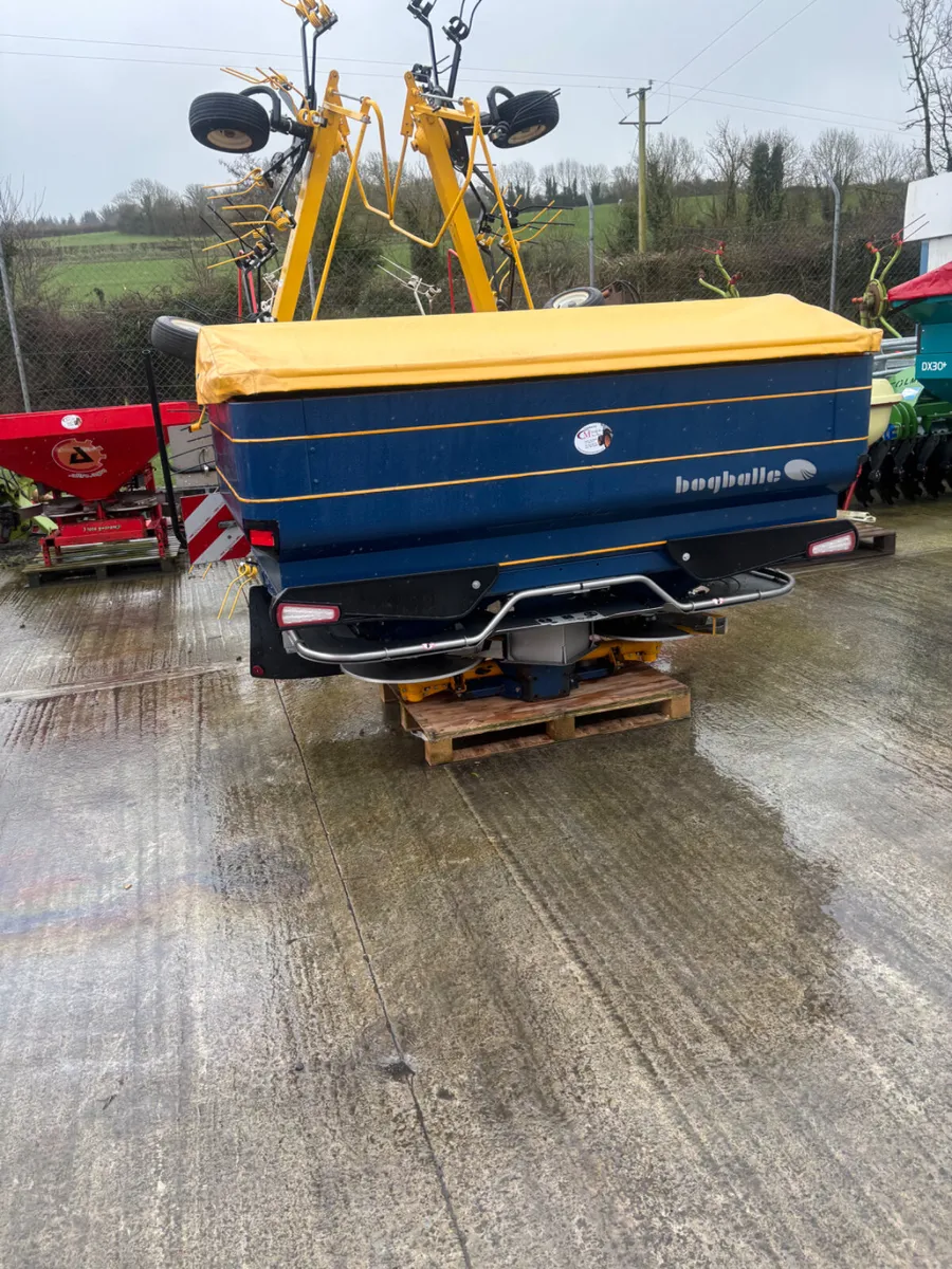 BOGBALLE  M2 BASE - Image 1