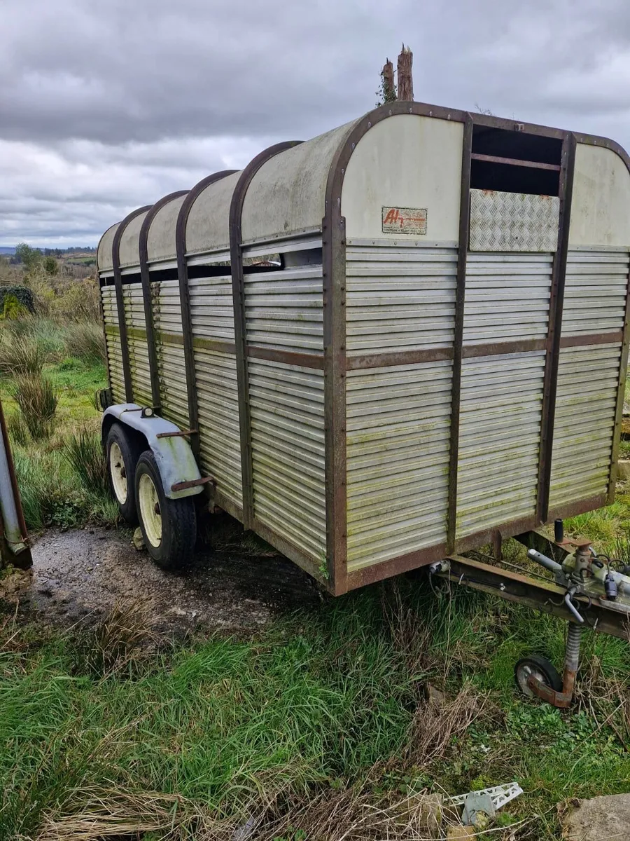 Hamilton trailer - Image 1