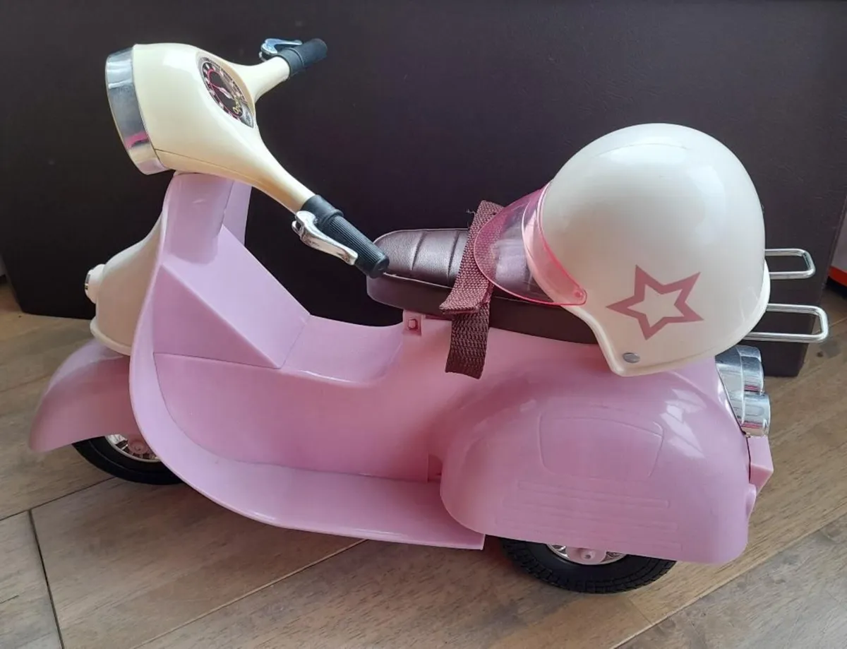 Our Generation Ride in Style Scooter - Image 1