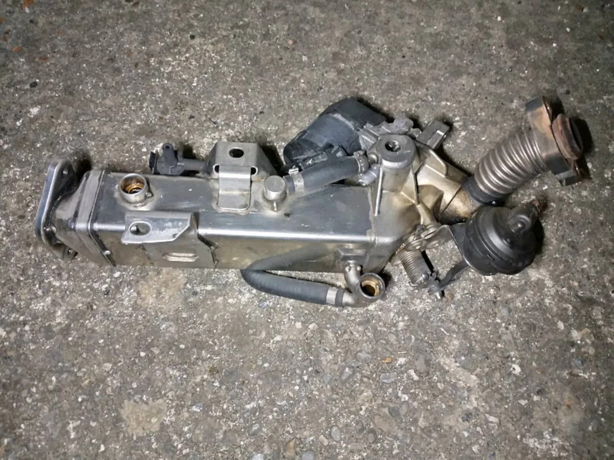 BMW 5 Series 2.0D F10 EGR Valve and cooler - Image 1