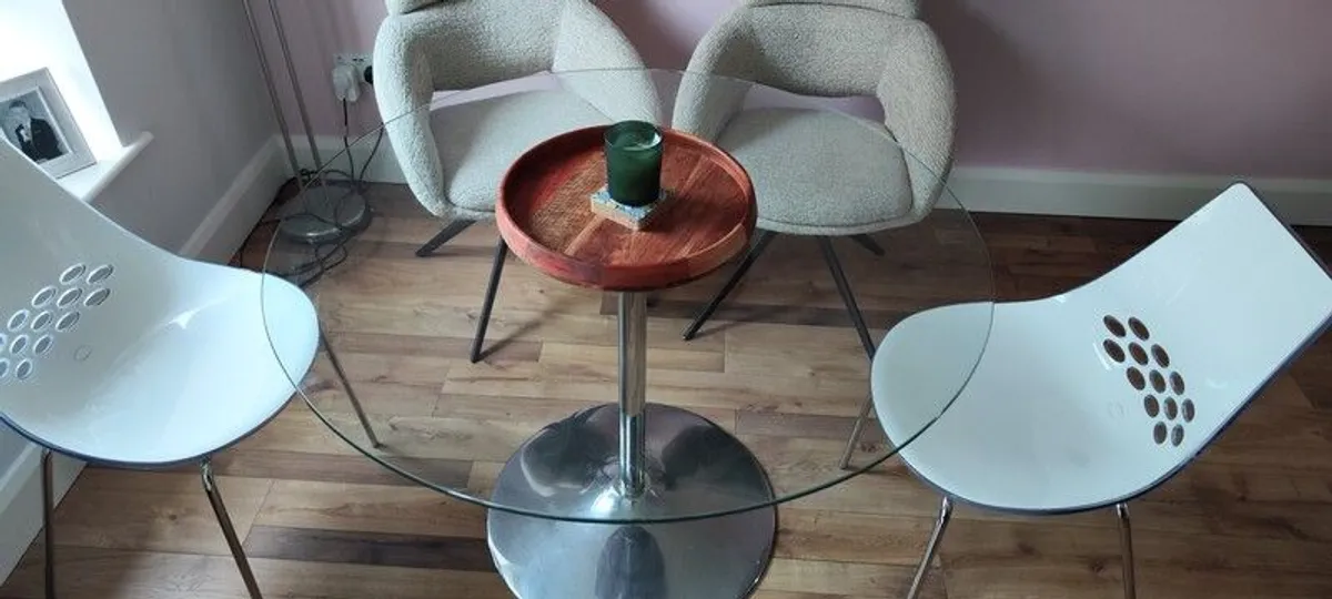 Round glass dining table - Image 4
