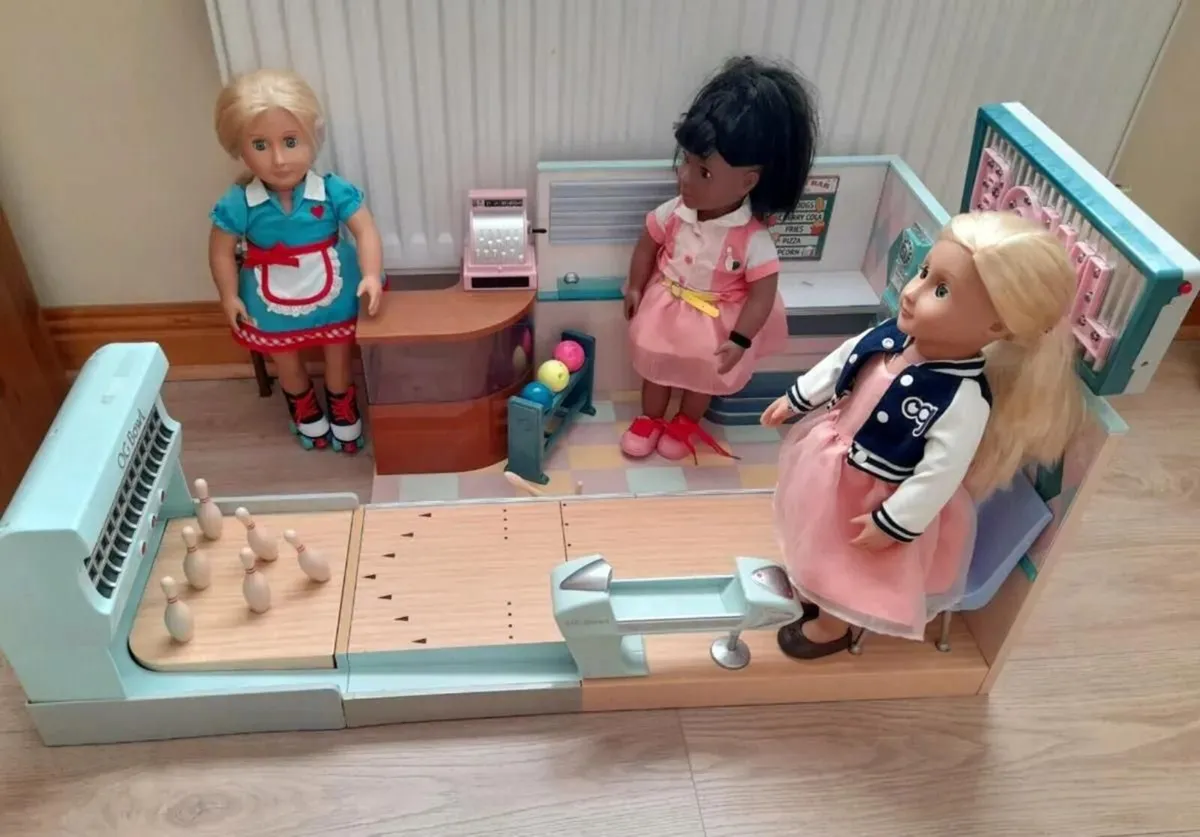 Our Generation Retro Liah Doll, Bowling Alley etc - Image 2