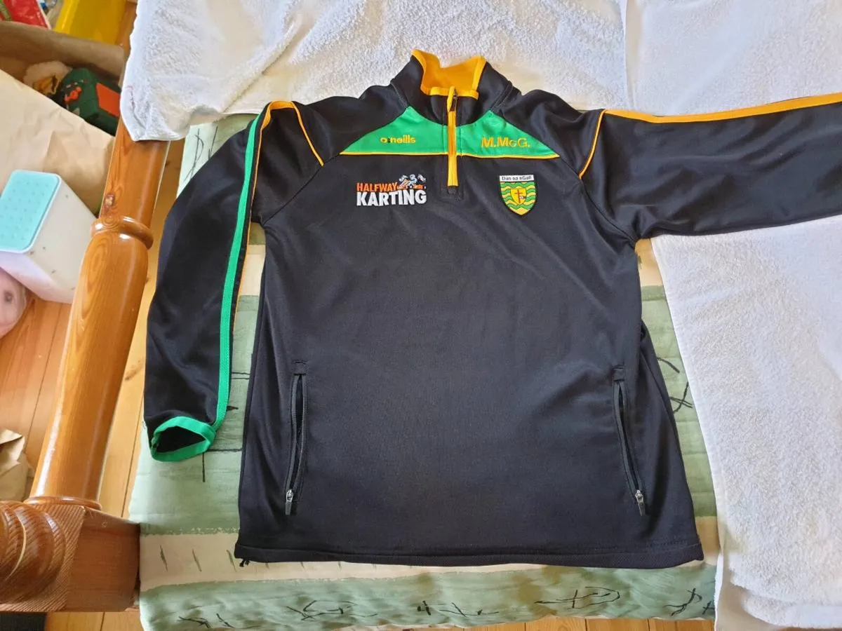 Donegal Gaelic Football Half Zip Top 2014 to 2015 - Image 1