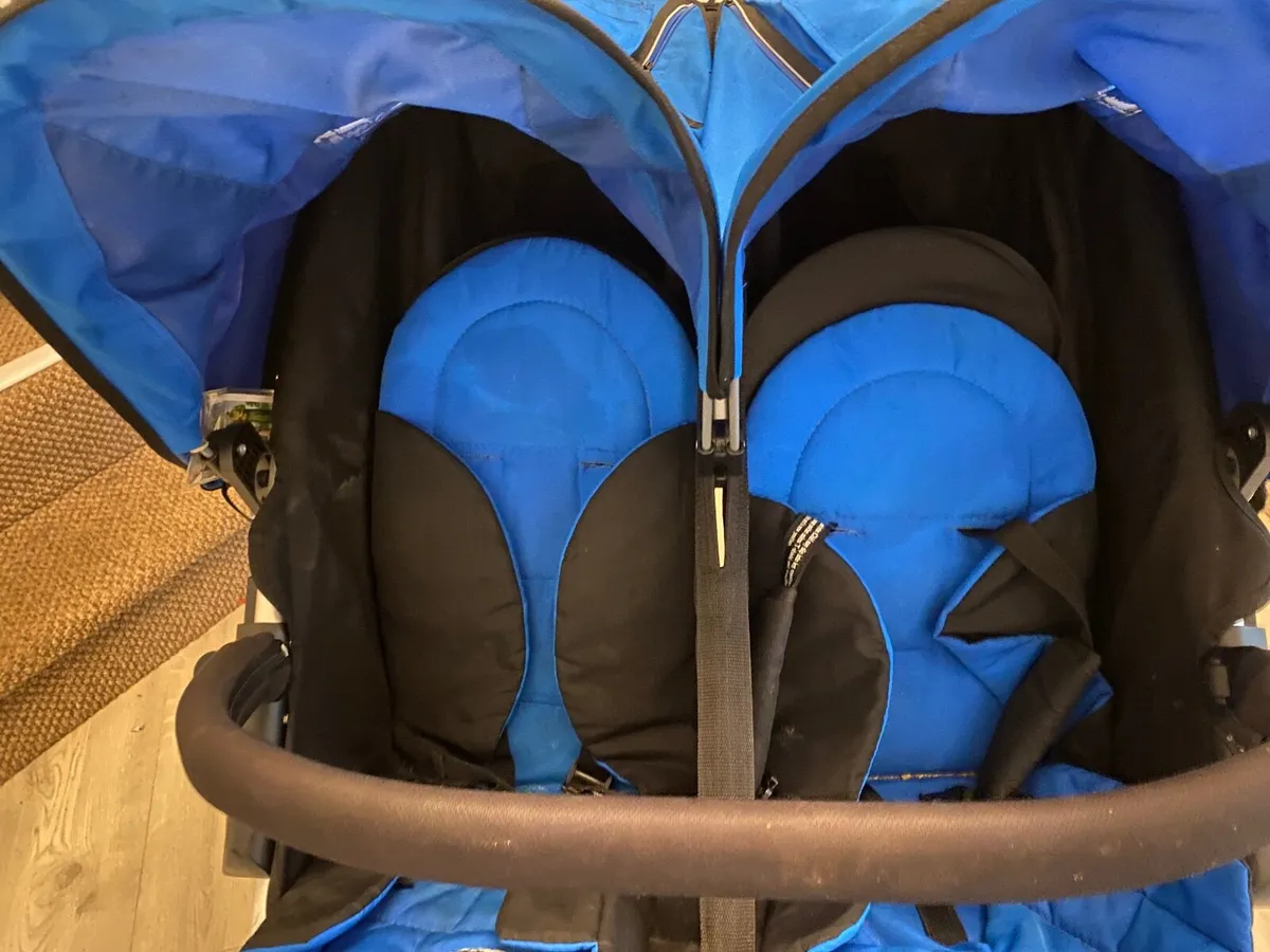 Double outnabout buggy - Image 1