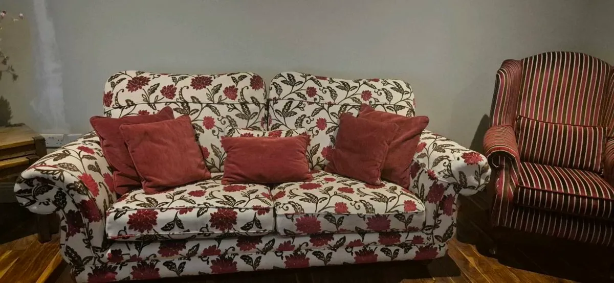 3 piece suite of furniture - Image 4