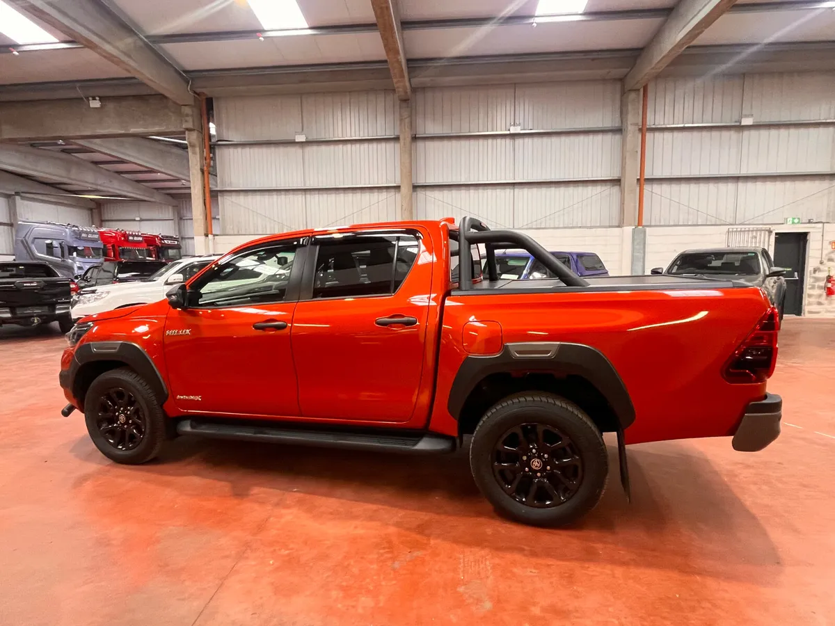 Toyota Hilux BRAND NEW InvincibleX 2.8 - Image 4