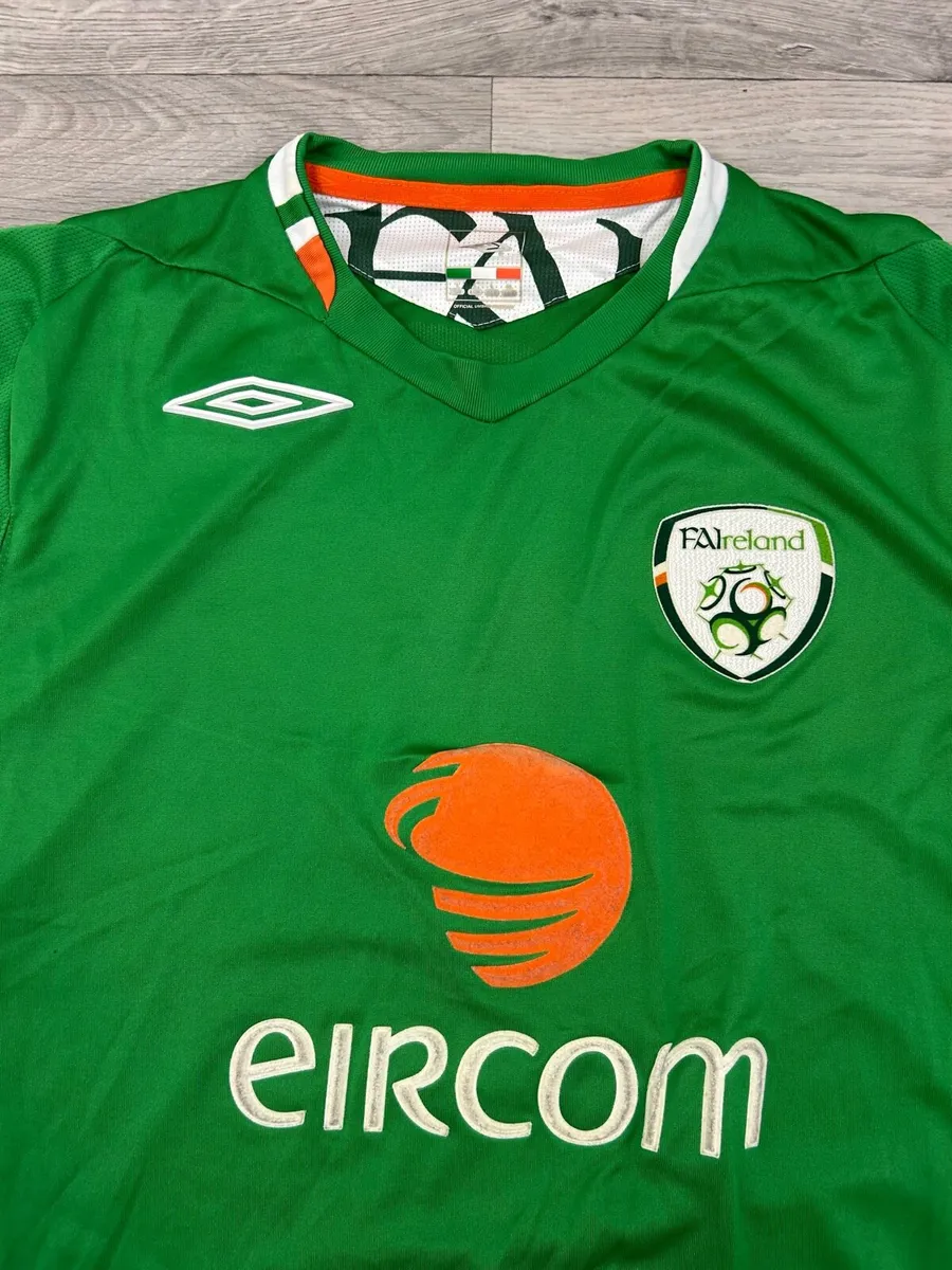 Vintage 2006 Umbro Ireland Home Jersey Shirt Large - Image 3