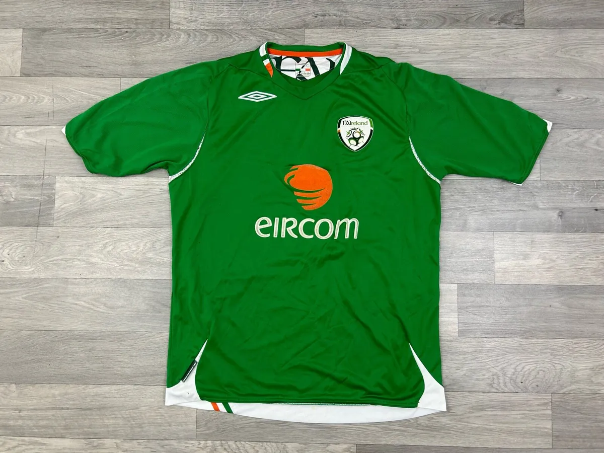 Vintage 2006 Umbro Ireland Home Jersey Shirt Large - Image 1