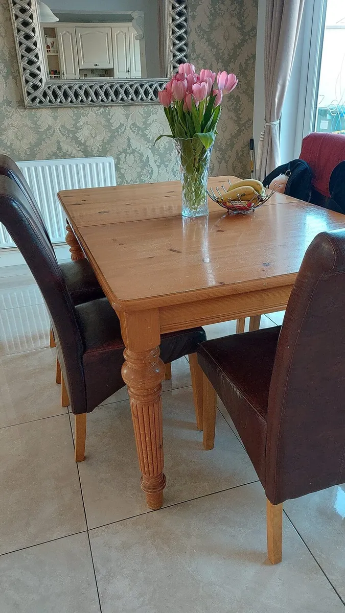 Solid Extendable Kitchen Table