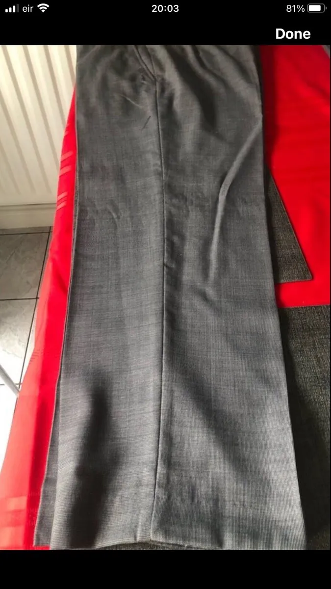 Mens trousers W36” x L29” €10 - Image 2