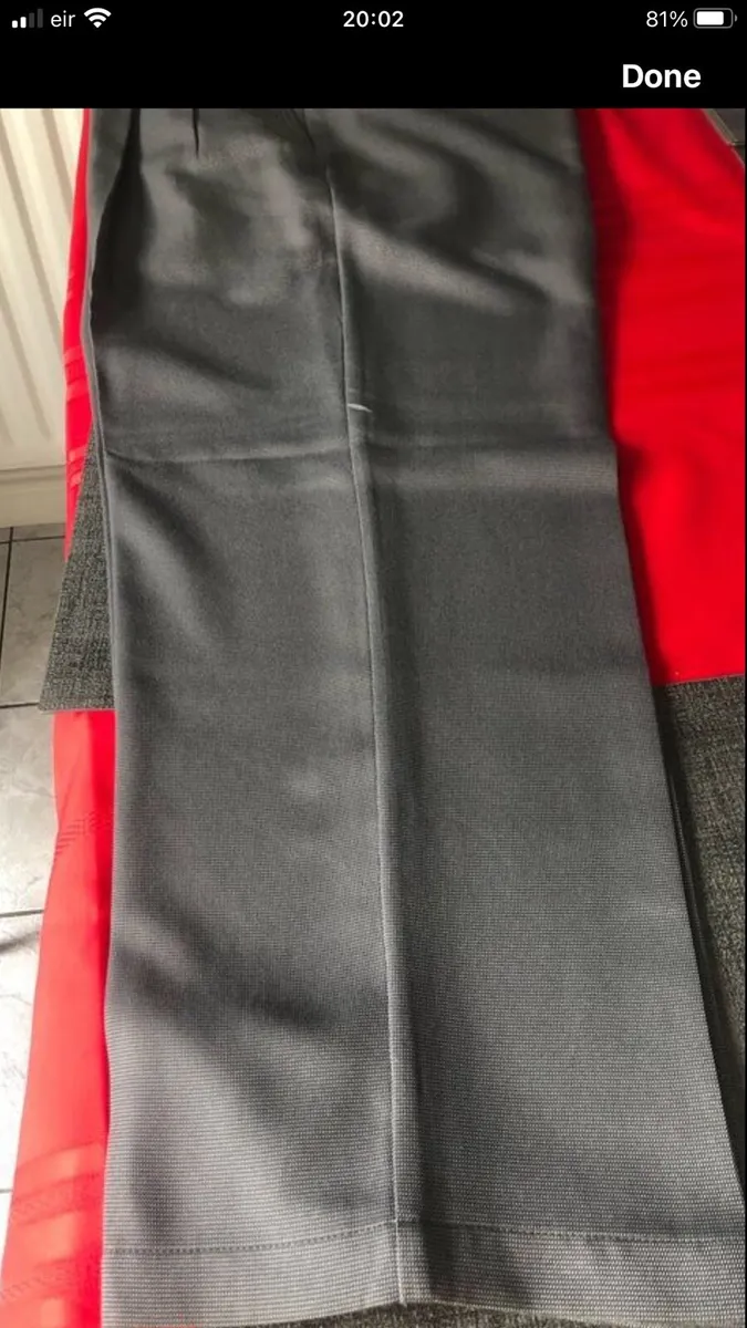 Mens trousers W36” x L29” €10 - Image 1