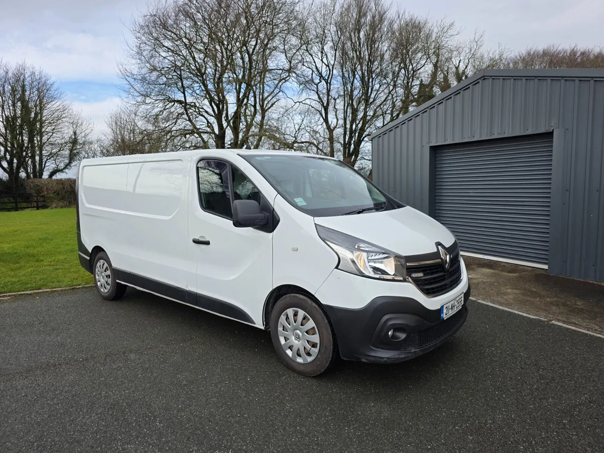 2021 Renault Trafic lwb - Image 1