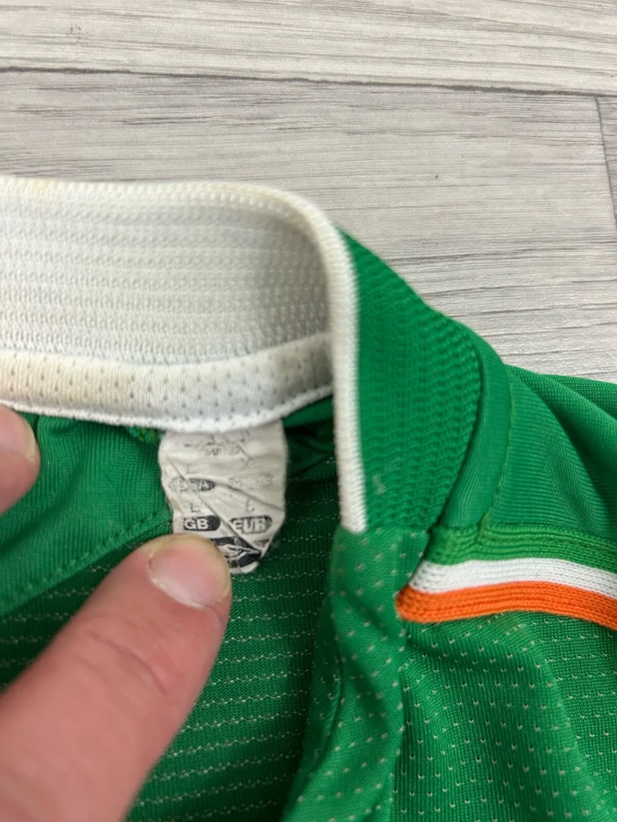 Vintage 2004 Umbro Ireland Home Jersey Shirt Large - Image 4