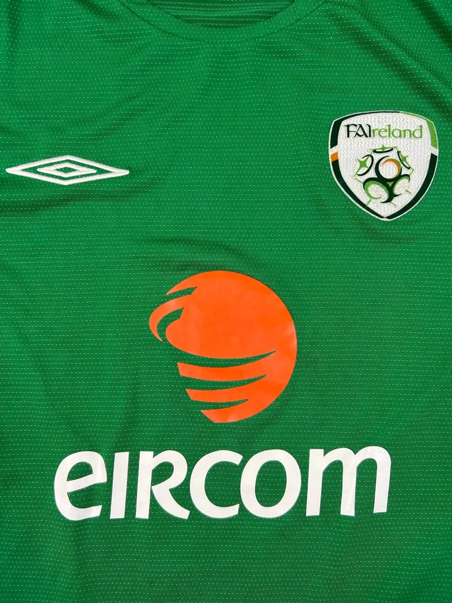Vintage 2004 Umbro Ireland Home Jersey Shirt Large - Image 3