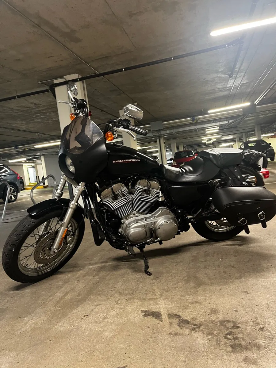 Sportster Iron 883 - Image 1