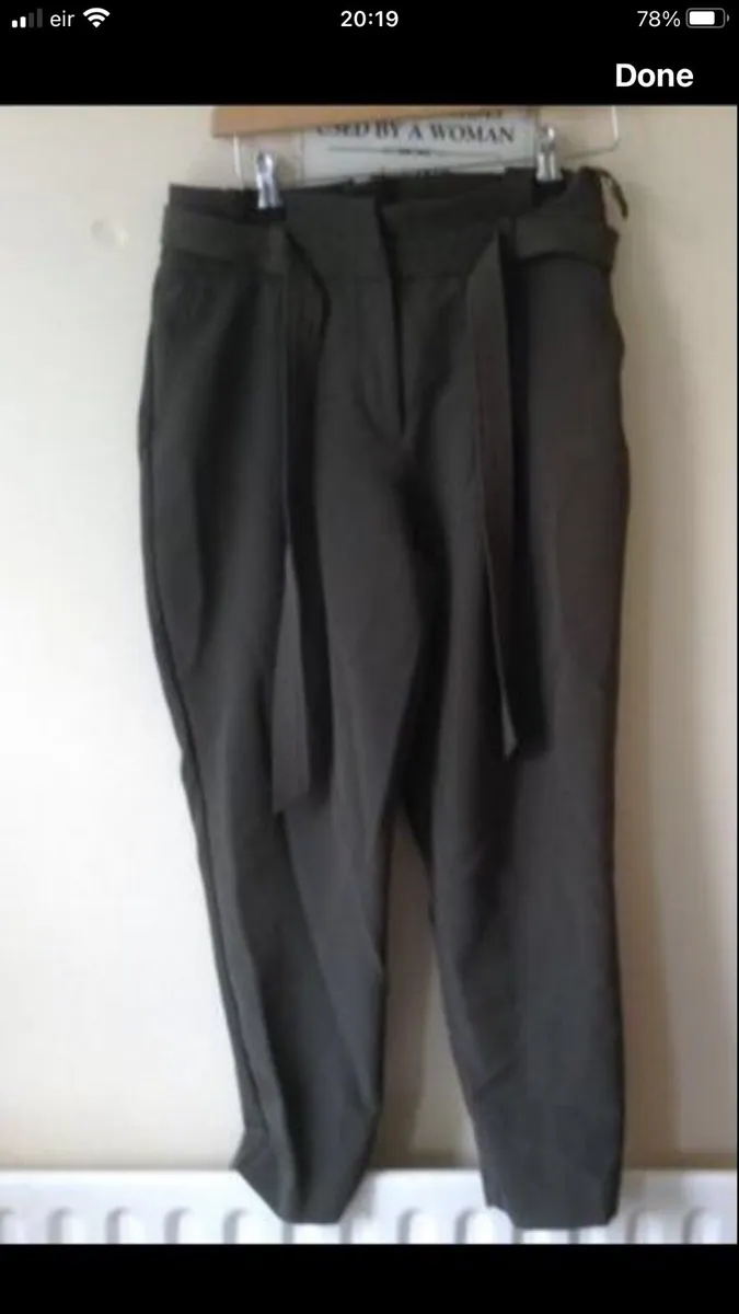 Ladies khaki Green trousers size 10 €5 - Image 1
