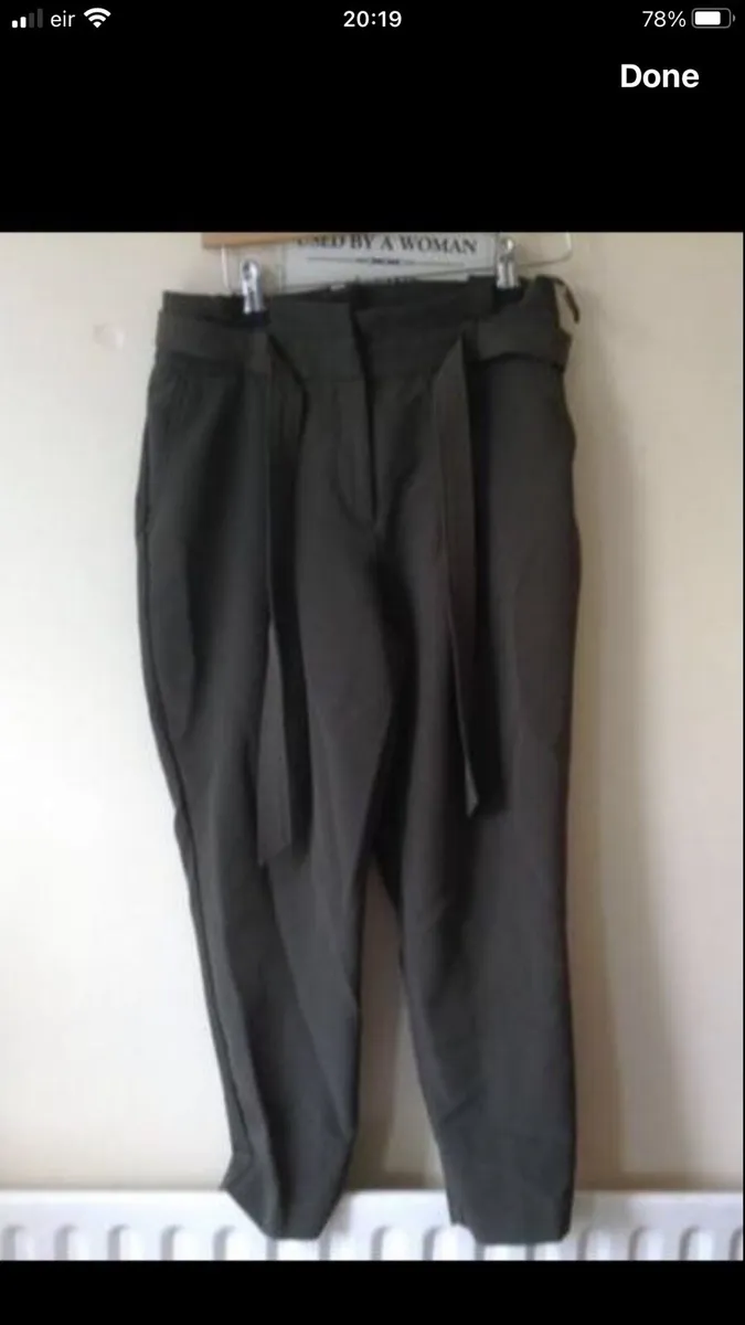 Ladies khaki Green trousers size 10 €5 - Image 2