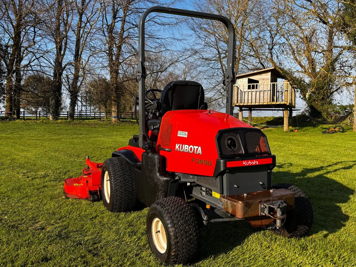 Kubota F3890 Mower - Image 2