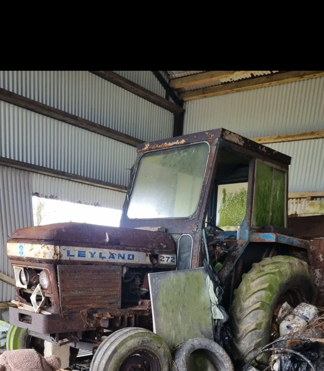 Leyland 272 Tractor