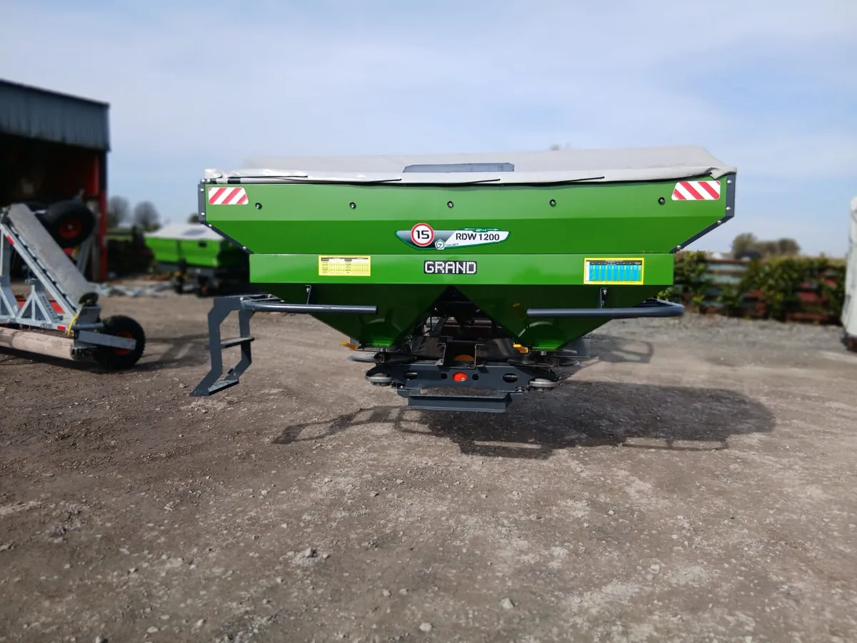 Fertiliser spreader Tolmet - Image 4