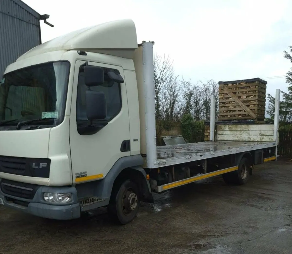 DAF LF 45.160  Truck with 20ft Dropside Body - Image 2