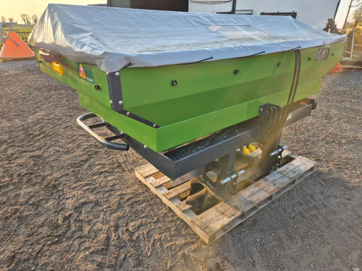 Fertilizer spreaders - Image 2