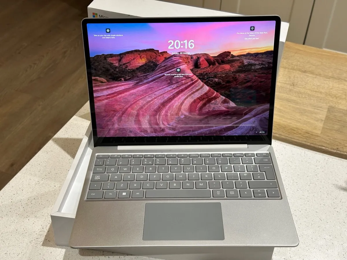 Microsoft Surface Laptop Go 2 - Touchscreen - Mint - Image 1