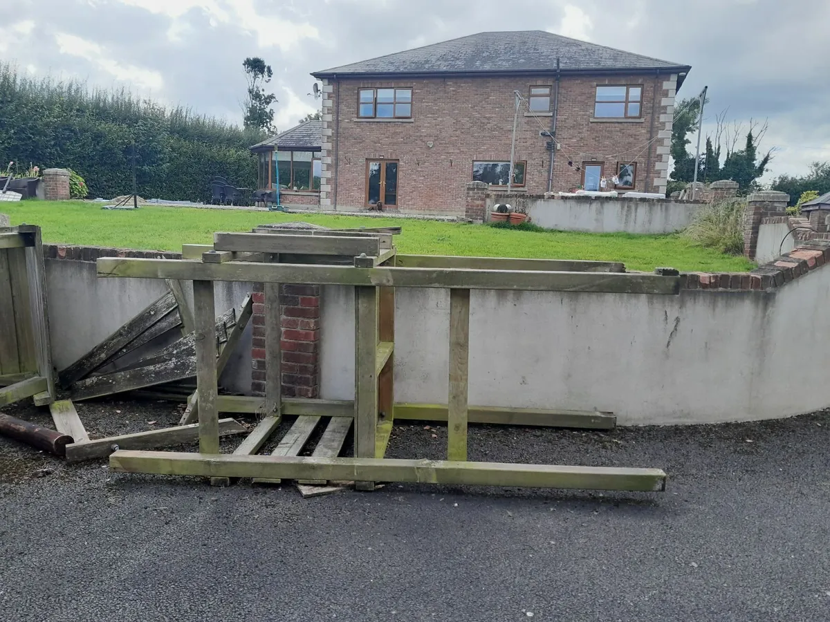 climbing Frame - Image 2