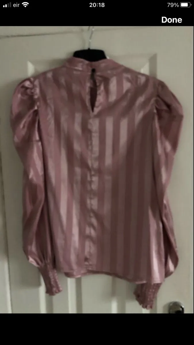 Ladies stunning blouse size L €5 - Image 2
