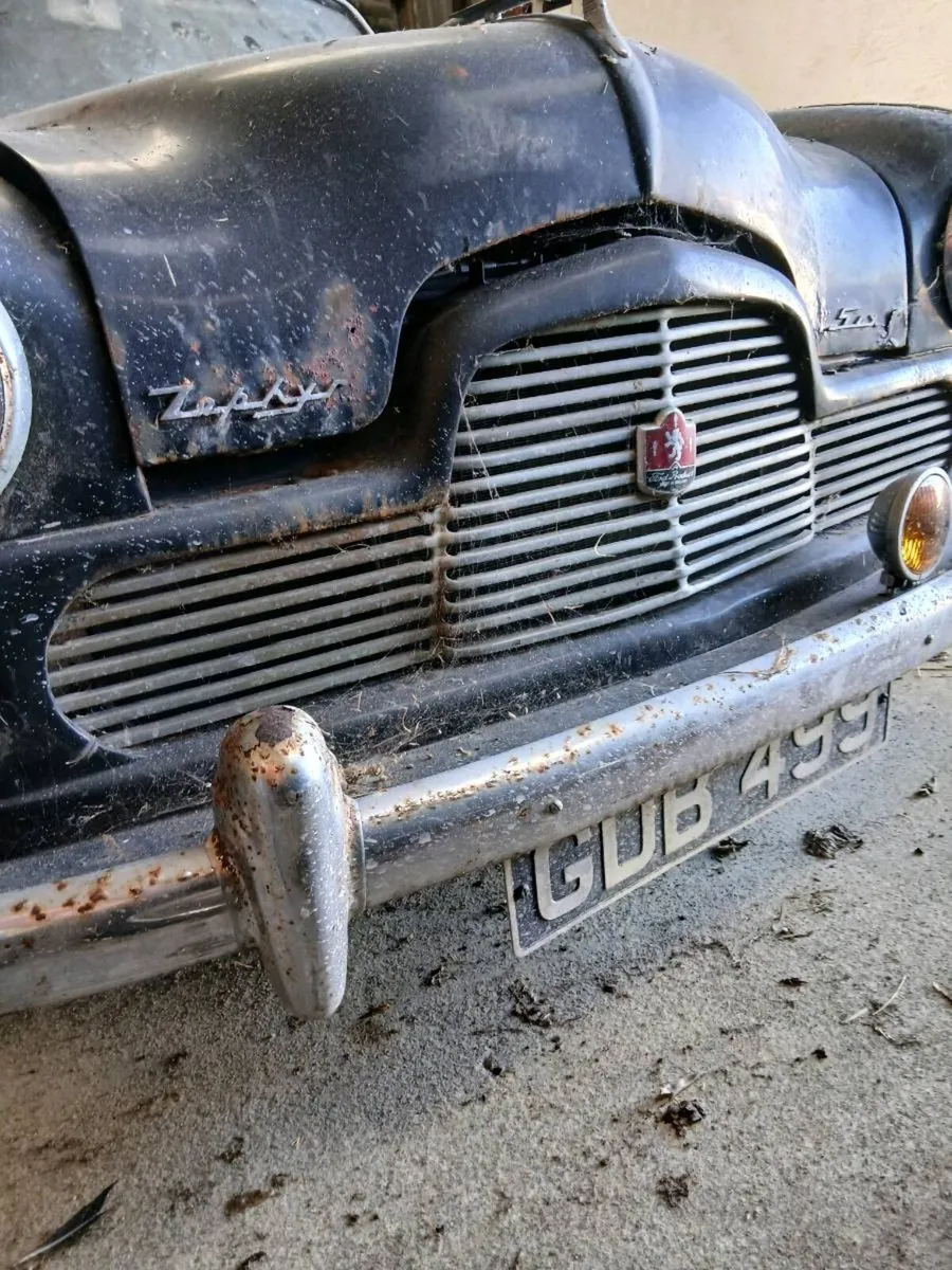 Vintage cars - Image 1