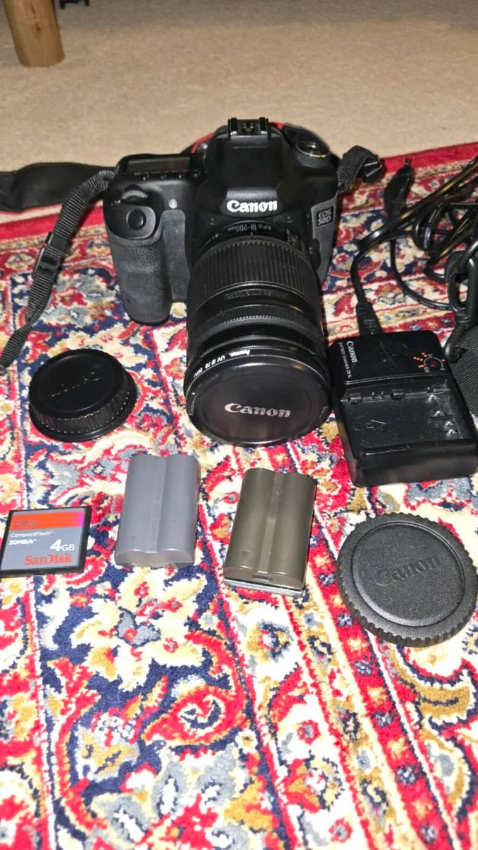 Canon EOS 50 D/ DSLR - Image 2