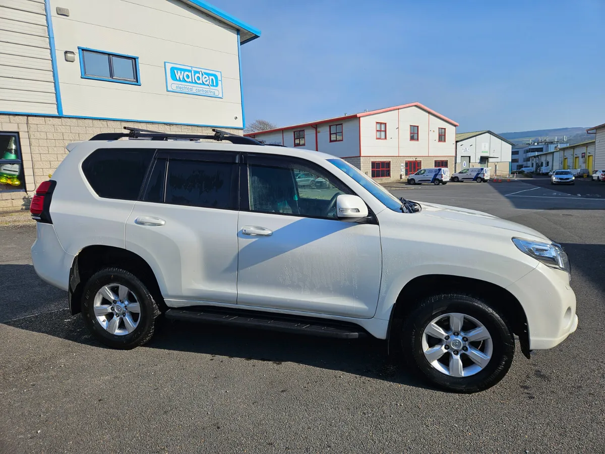 Toyota Land Cruiser 2014 - Image 3