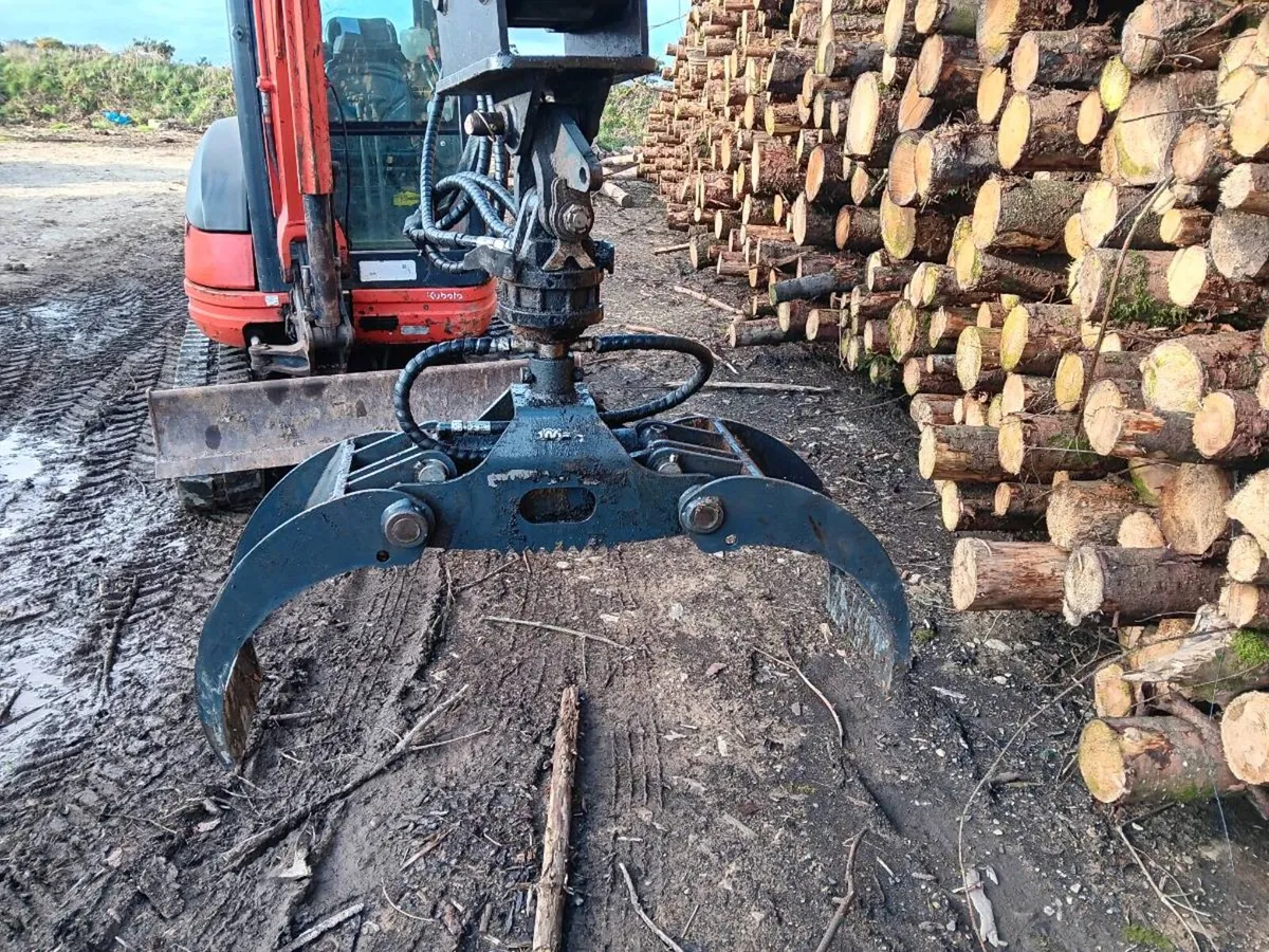 Log Grab For Mini Digger - Image 1