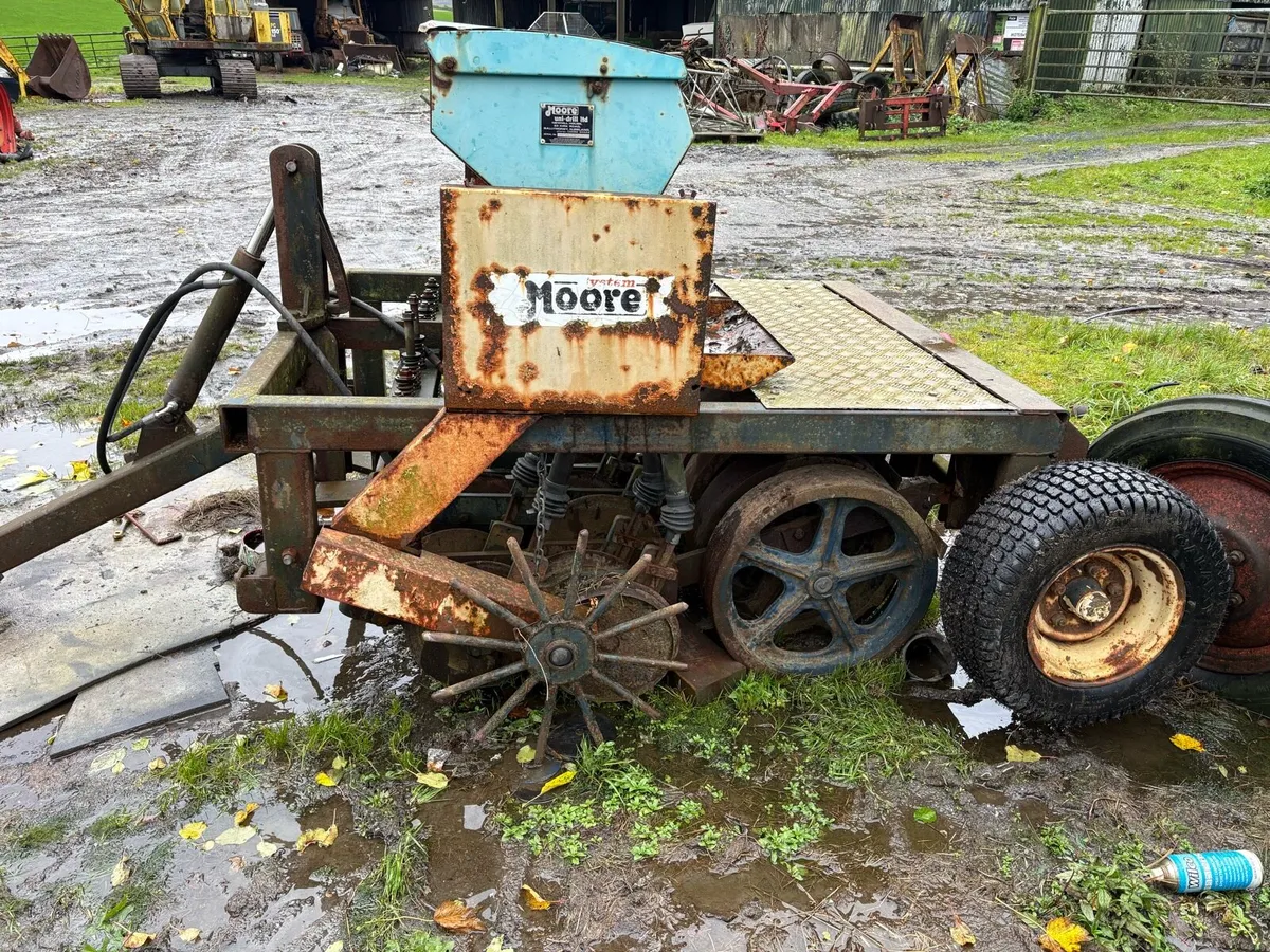 O Moore uni drill - Image 3