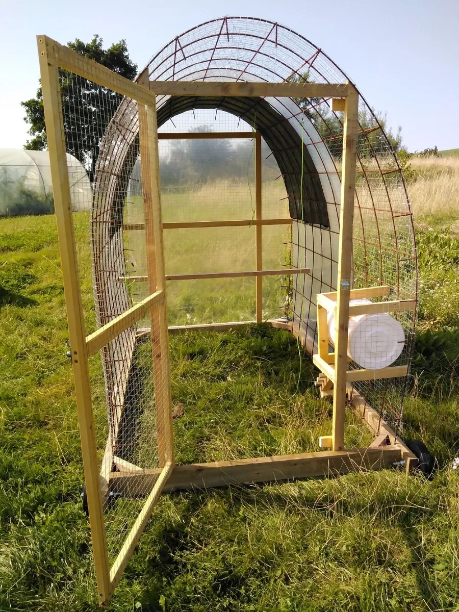 Chicken Coop Tractor - Image 2