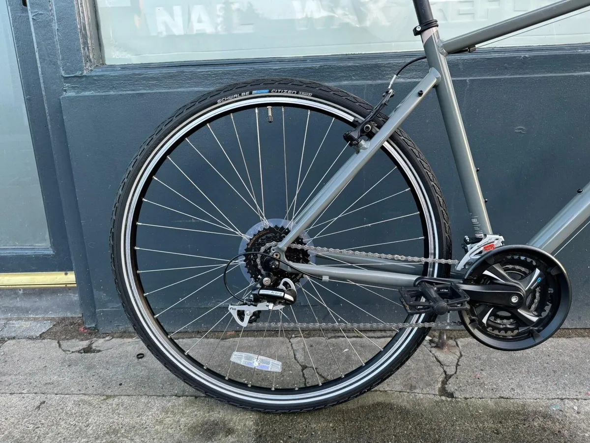 Ridgeback  hybrid bike❗️Open 7 days of the week ❗️ - Image 2